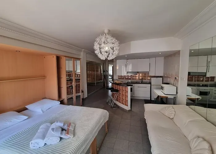 Appartamento Charming Near Croisette